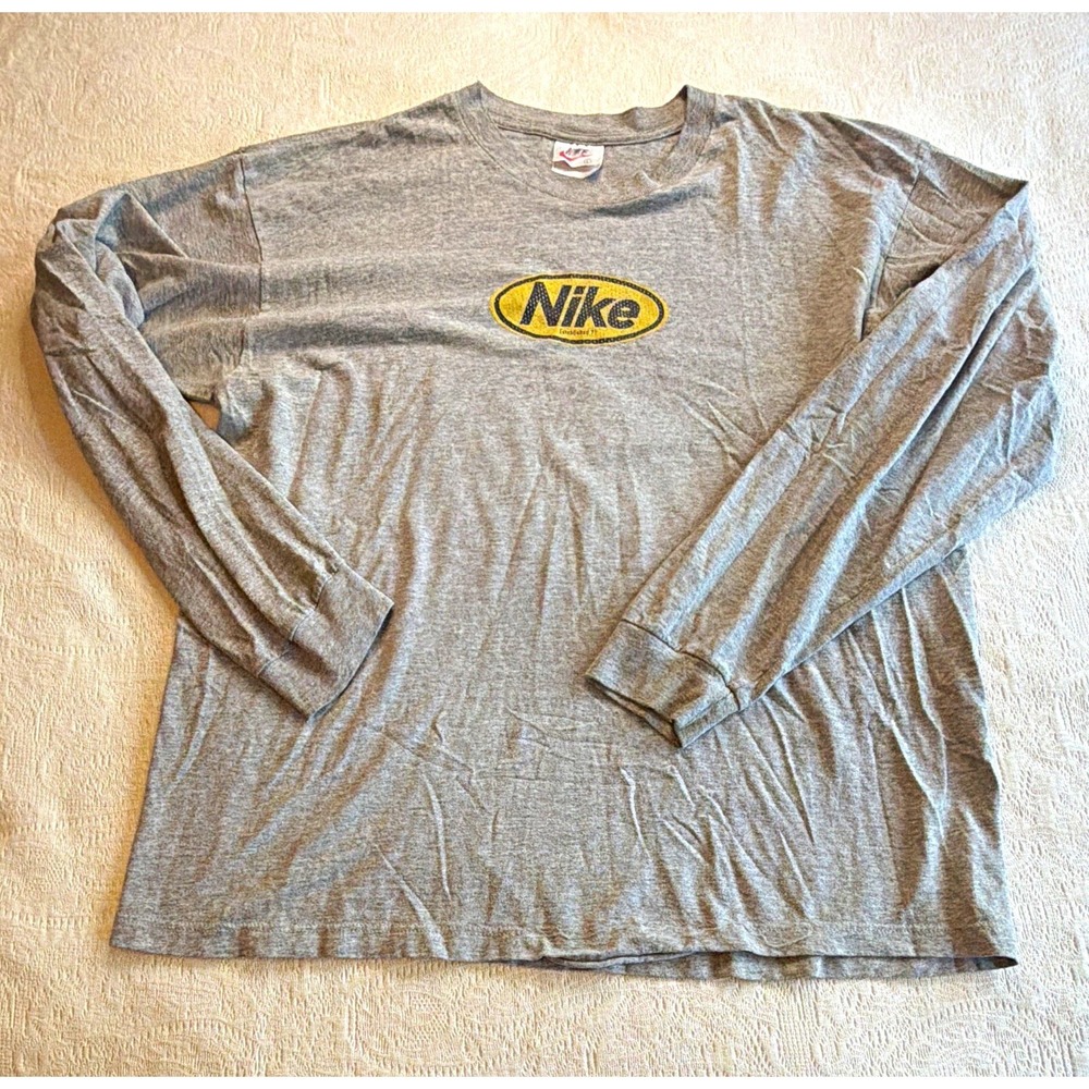 Vintage Nike Men's L Gray Long Sleeve Crew Neck Logo Jersey Cotton T-Shirt